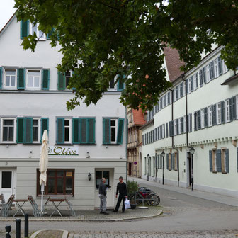 die Petra Apotheke macht sich Gedanken zum Tag der Deutschen Einheit... Aktuell bleiben mit der Petra Apotheke - Apotheke Kaiserslautern -