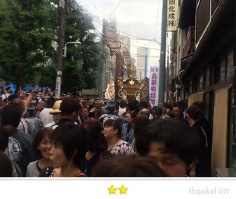 恵利子さん: 鳥越祭