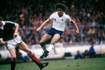Bobby Latchford im Trikot der englischen Nationalmannschaft.