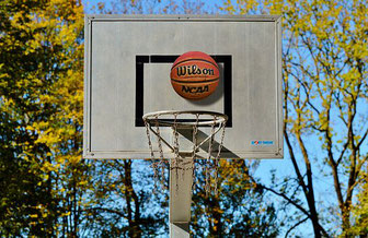 Symbolfoto Basketballkorb - Pixabay.com