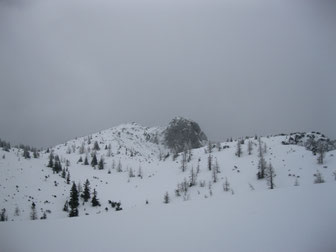 Blick zum Felsgipfel des Hochtürnachs (1770m)