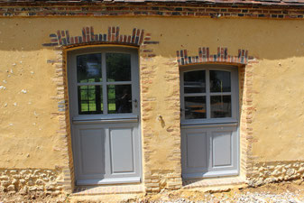 Portes fermières isolantes en bois massif (image)