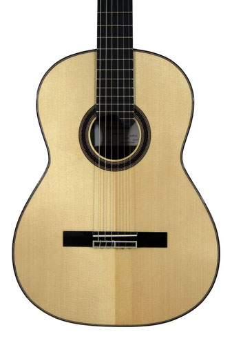 Castelluccia guitare classique 