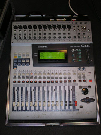 O1 V Digital mixing console