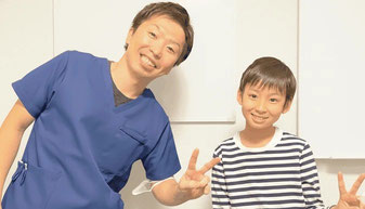 3歳の頃から頭痛を感じていて、痛みがひどいと吐いたりしていた。