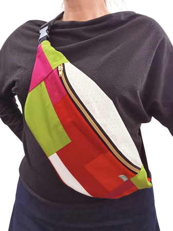Bauchtasche 80s Style geometrisch bunt