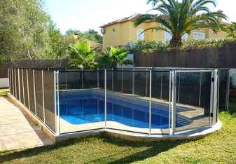 Pool fence