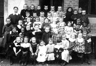 evangelischer Kindergarten Flehingen ca. 1910