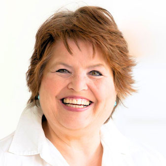 Porträtfoto von Susanne Christine Drdla - DIE Train the Trainerin für humorvolle Führungstrainings mit Wirkung
