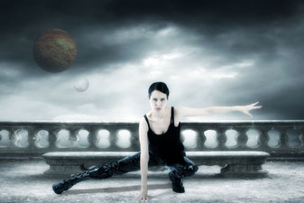 Ravienne Art Model - Foto, Dark Art, Underworld, Matrix, Trinity, Planeten