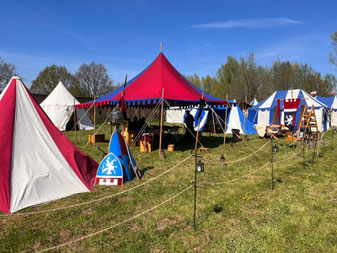 Mittelalter Heerlager Sicitur Adastra aus NRW (Reenactment), Ritter, Kontakt, Mittelalter, Gruppe, Lager, lagern, kämpfen, Ritter, Knappe, Schwertkampf,