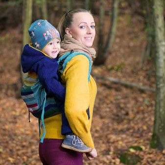 Huckepack Onbuhimo baby carrier, adjustable back panel, wrap conversion, back carrier.