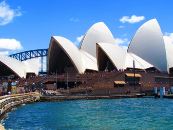 how to get into Sydney opera house