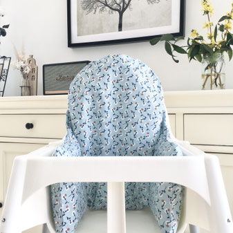 Cette image représente une housse de chaise haute pour la chaise haute Antilop de chez Ikea