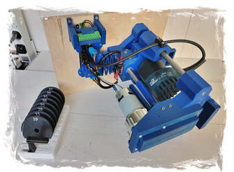 Untertischfräse V2.1 mit elektrischer Höhenverstellung.