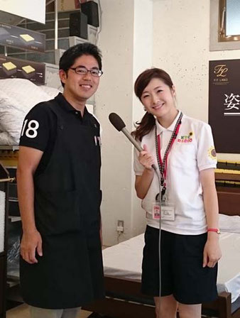 KBCラジオ ひまわり号リポーターの山下さん、村田さん