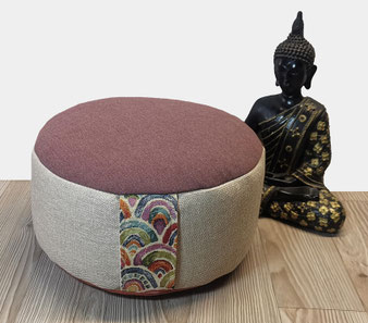 Bio Meditationskissen und Yogakissen in vielen verschiedenen Ausführungen.