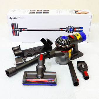 Dyson◆V7 Slim SV11 コードレスクリーナー サイクロン掃除機