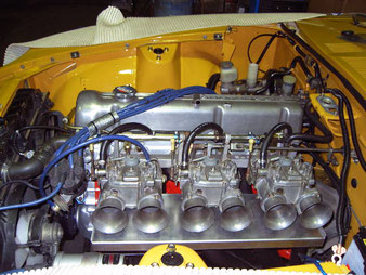 S30フェアレディZ　エンジンルーム塗装