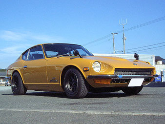 S30フェアレディZ　エンジンルーム塗装