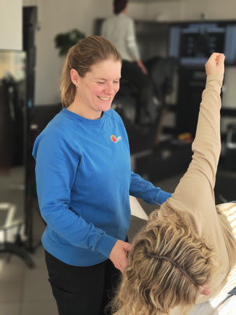 Physiotherapie Reitsimulator Training für erwachsene Reiter