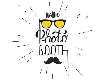 HalloPhotobooth Logo Hochzeitsfotograf Bayern Allgäu Fotobox Fotokabine Fotosäule Fotoautomat Photobooth Photo Booth Videobooth Hochzeiten Geburtstagsfeiern Betriebsfeiern Firmenjubiläum Messen Roadshows Konferenzen Tagungen Sommerfeste Sponsoring Party