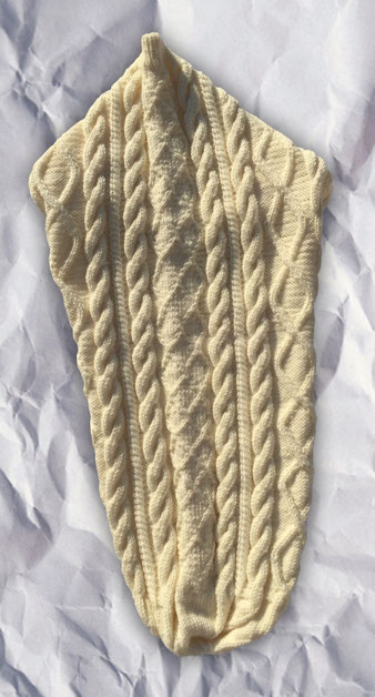 ARAN hinten, mit Kapuze, Garn: Merino superwash