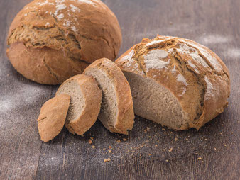 Bauernbrot mit Germ Hefe