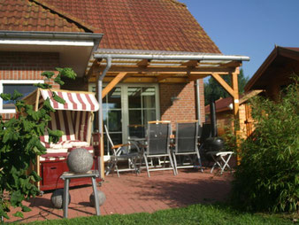 Die Terrasse lädt zum entspannen ein