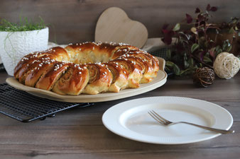 Nussschnecken Zopf auf dem kleinen Pizzazauberer plus von Pampered Chef
