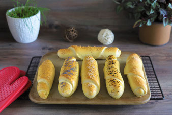 Salzstangen auf dem Zauberstein von Pampered Chef