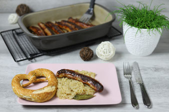 Bratwurst oder Bratwürste in der Stoneware Ofenhexe, Ofenzauberer James, Bäker oder Ofenmeister und Zaubermeister im Pampered Chef Onlineshop bestellen