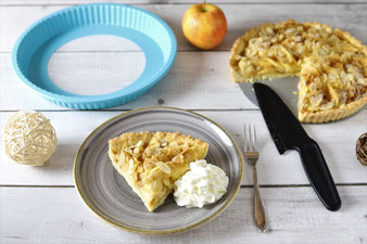 Französische Apfel-Tarte mit Marzipan aus der Tarteform von Pampered Chef