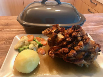 Schweinshaxe Schweinshaxen Eisbein im Ofenmeister oder Zaubermeister im Pampered Chef Onlineshop bestellen