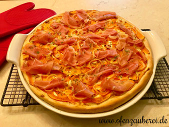 Kürbis Flammkuchen auf der Whitelady, Zauberstein oder Ofenzauberer aus dem Pampered Chef Onlineshop bestellen