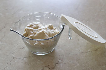 Rosmarin Focaccia in der Nixe und runden Ofenhexe aus dem Pampered Chef Onlineshop kaufen