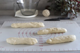 Teigunterlage und Nylonmesser von Pampered Chef