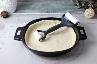 Teigunterlage und Nylonmesser von Pampered Chef