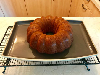 Schoko Nuss Gugelhupf Kuchen aus der Kranzform von Pampered Chef aus dem Onlineshop bestellen