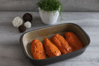 Tandoori Hähnchen Chicken mit Fladenbrot im Grundset Zauberstein und Ofenhexe mit Zesterreibe, Teigroller und Kuchengitter im Pampered Chef Onlineshop bestellen