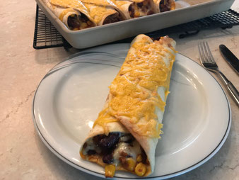 Mexikanische Chili con carne Tortilla Wraps Burritos im großen Ofenzauberer vom Pampered Chef Onlineshop