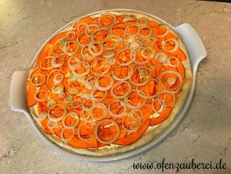 Kürbis Flammkuchen auf der Whitelady, Zauberstein oder Ofenzauberer aus dem Pampered Chef Onlineshop bestellen