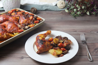Hähnchen-Kartoffel-Platte im großen Ofenzauberer James von Pampered Chef