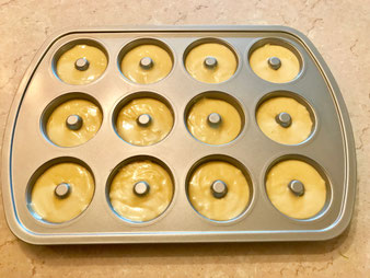 Donuts im Backofen aus der Donut Backform im Pampered Chef Onlineshop bestellen