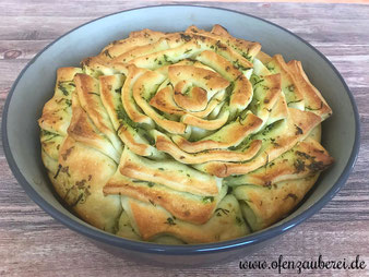 Kräuter Zupfbrot, Kräuterbutter, Zupfbrot Faltenbrot aus der Stoneware rund vom Pampered Chef Onlineshop online bestellen