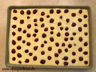 Kirschkuchen, Streuselkuchen, Käsekuchen, Kirsch-Streuselkuchen auf dem großen Ofenzauberer im Pampered Chef Onlineshop bestellen