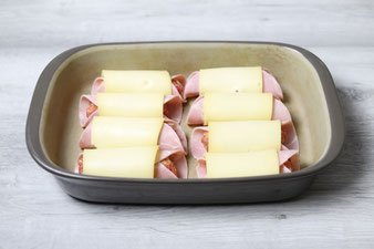 Hackfleischröllchen Texasröllchen mit Westernkartoffeln Kartoffelwedges in Ofenhexe und Zauberstein, Grundset von Pampered Chef