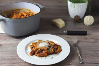 One Pot Pasta im Emaillierter gusseiserner Topf mit 5,7 l von Pampered Chef im Onlineshop bestellen