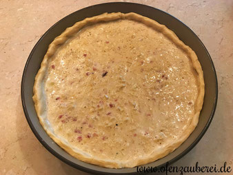 Zwiebelkuchen in der Stoneware rund von Pampered Chef aus dem Onlineshop bestellen