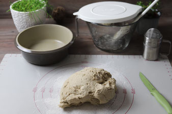 Knusperlaibchen im runden Zaubermeister von Pampered Chef